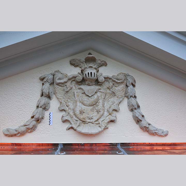 Zustand nach dem Einbau nach Ausführung aller Ergänzungen und vor dem Anstrich der Oberflächen.